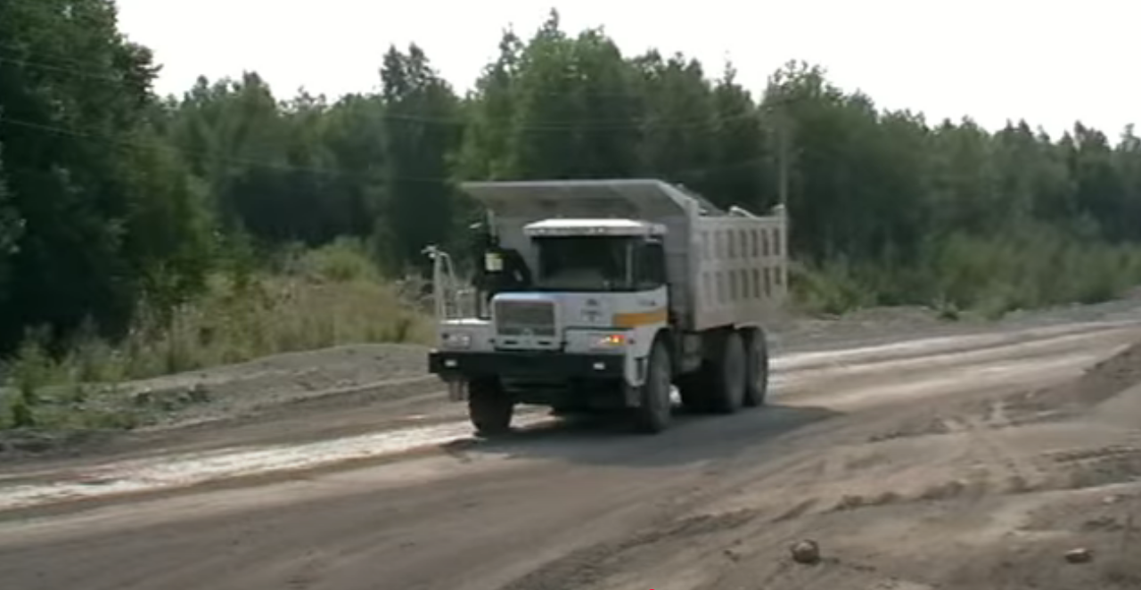 Электрический самосвал Yutong YTK105E